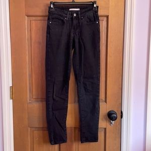 👗LEVI’S Black Jeans